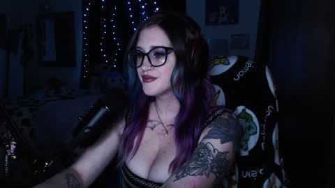 Demoness Mina online show from December 7, 4:31 am