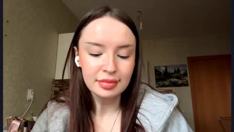 Annie online show from December 22, 11:13 am