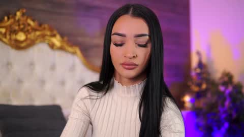 denisedevilles online show from January 14, 8:52 am