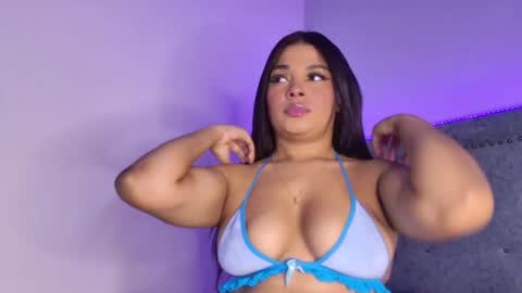 Denise online show from February 6, 7:40 pm