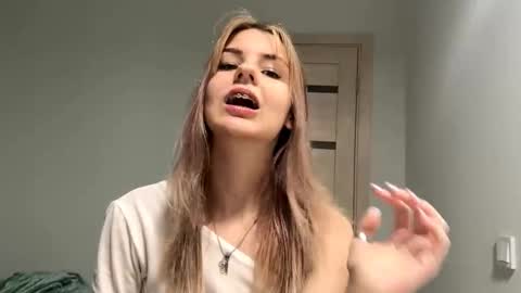 Denni online show from September 20, 5:00 pm