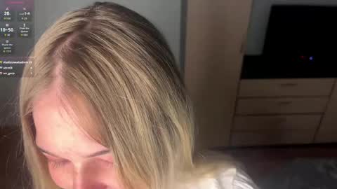 Luna online show from May 15, 4:43 pm