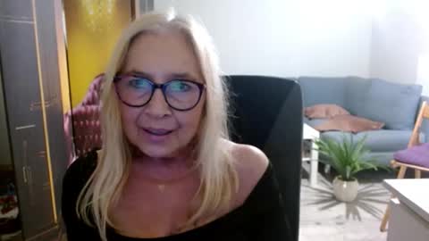 Snapshot of desiresofia chatting on September 15, 2:14 pm S O F I A online show from September 15, 2:14 pm
