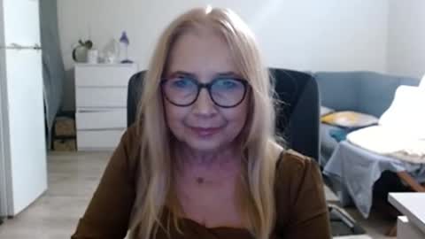 Snapshot of desiresofia chatting on February 23, 2:50 pm S O F I A online show from February 23, 2:50 pm