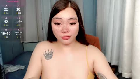 Snapshot of destinyroxie chatting on December 4, 4:38 pm ROXIE online show from December 4, 4:38 pm