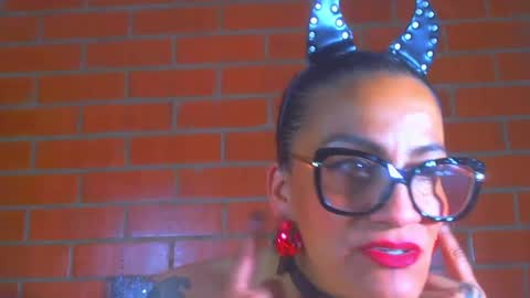 devil_taylorx online show from July 9, 10:33 pm