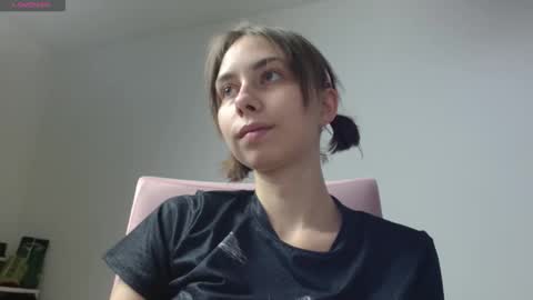 dewkiss online show from December 18, 10:58 pm