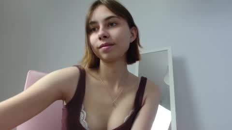 Snapshot of dewkiss chatting on October 30, 1:01 pm dewkiss online show from October 30, 1:01 pm