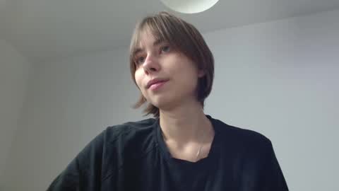 dewkiss online show from December 1, 1:36 pm