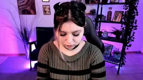 Dia online show from March 5, 5:18 pm