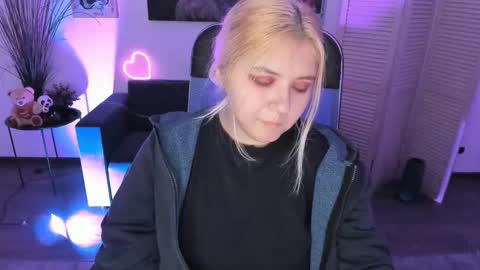 Dia online show from November 23, 10:55 pm