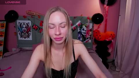 Snapshot of diana_garrett chatting on October 28, 2:39 am Diana  online show from October 28, 2:39 am