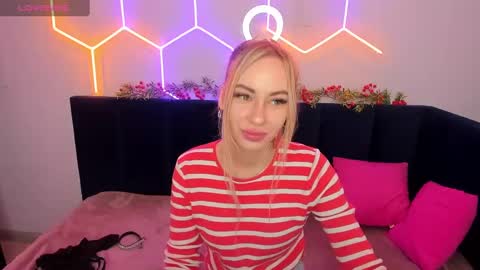 Snapshot of diana_garrett chatting on December 31, 1:47 am Diana  online show from December 31, 1:47 am