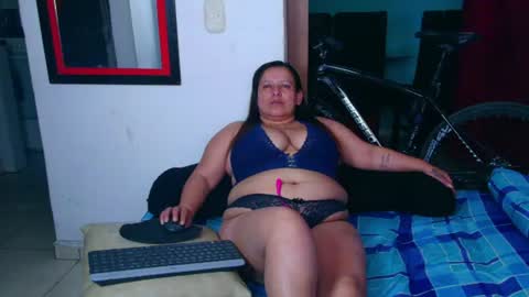 Diana Lozano online show from July 15, 7:35 am