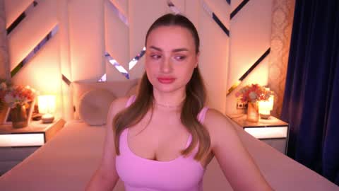 diana_nova online show from April 4, 6:23 am