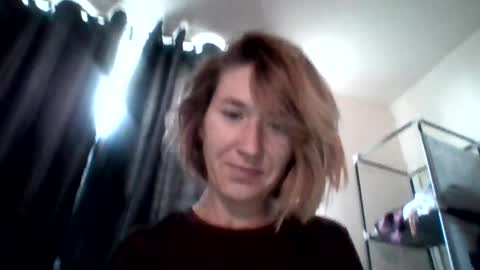 Snapshot of dianarussell864 chatting on October 1, 10:31 am dianarussell864 online show from October 1, 10:31 am