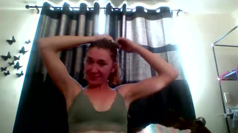 Snapshot of dianarussell864 chatting on October 11, 8:33 pm dianarussell864 online show from October 11, 8:33 pm