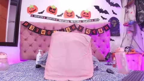 Snapshot of didiane_ chatting on October 14, 7:16 pm Diane online show from October 14, 7:16 pm