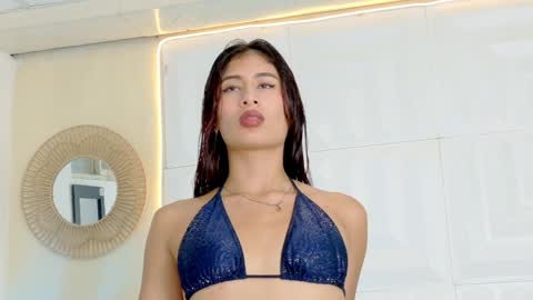 DINA online show from April 10, 6:36 pm