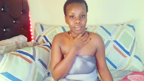 dinnydakrazx online show from October 26, 1:06 pm