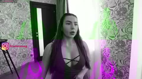 Diodora Magenta online show from April 15, 1:11 pm