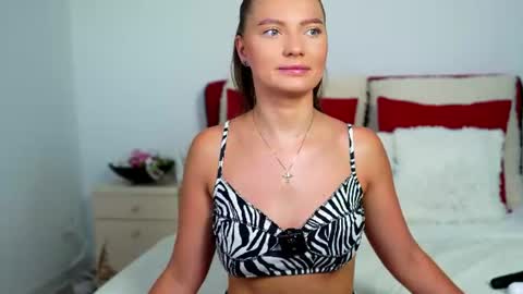 Chloe online show from July 17, 6:18 am
