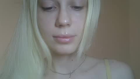 DitaMilton online show from March 24, 8:36 pm