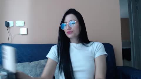 Hera online show from March 17, 12:31 pm