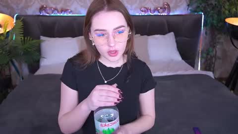 DivineJasss online show from February 23, 8:39 pm