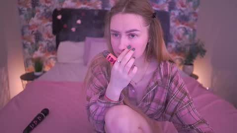 DivineJasss online show from February 20, 6:26 am