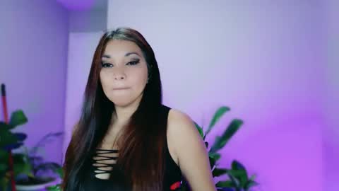 DivineLynn online show from November 13, 8:08 pm