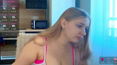 Alice online show from April 11, 8:51 am