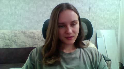 dolcezza_ online show from May 21, 10:46 am