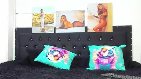 C E L E S T E  online show from January 14, 3:15 pm