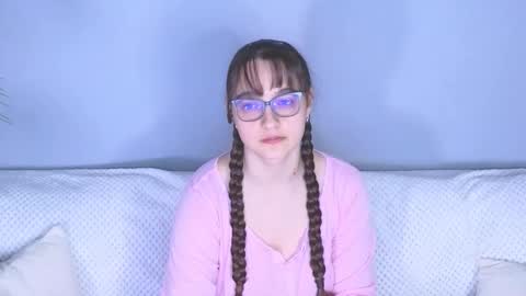 Tessa online show from February 13, 8:27 am