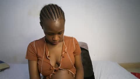 dollberry online show from February 24, 8:47 am