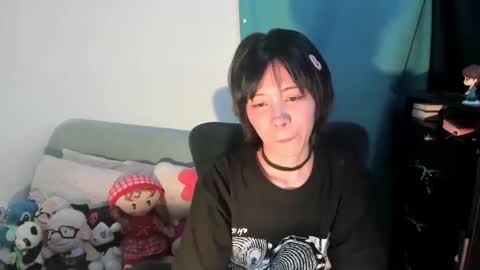 Snapshot of dolliette chatting on September 18, 12:20 am mina online show from September 18, 12:20 am