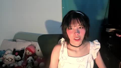 Snapshot of dolliette chatting on September 20, 2:54 am mina online show from September 20, 2:54 am