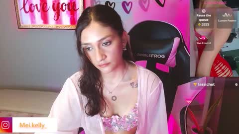 dollykelly_ online show from February 9, 1:19 am