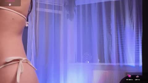 Vikky online show from October 7, 4:44 pm