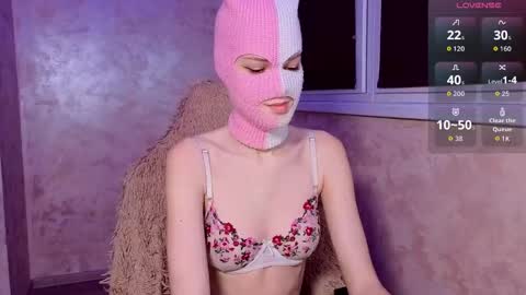 domiiniicana online show from March 10, 3:05 pm