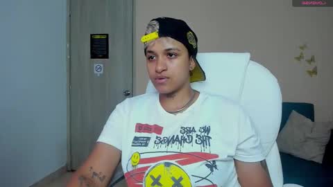 Snapshot of dominick_joness chatting on September 22, 10:41 pm Dominick online show from September 22, 10:41 pm