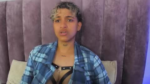 Snapshot of dominick_joness chatting on February 13, 9:28 pm Dominick online show from February 13, 9:28 pm