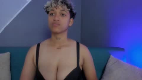 Snapshot of dominick_joness chatting on February 28, 5:04 pm Dominick online show from February 28, 5:04 pm