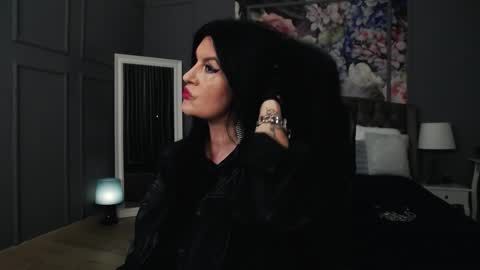 Dom Melisa online show from November 3, 8:02 pm