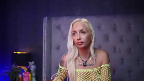  Donna  online show from July 3, 10:16 pm