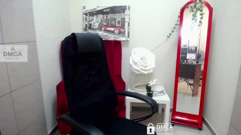 Sia online show from June 1, 10:39 am