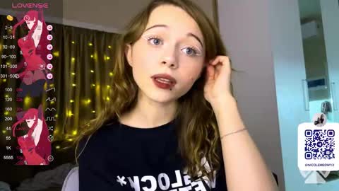 Nicole online show from March 3, 2:39 am