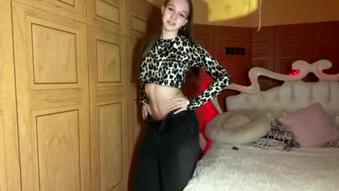 Anika online show from March 30, 5:01 pm