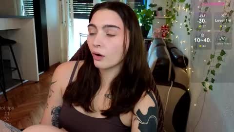 Alice online show from October 12, 8:28 am